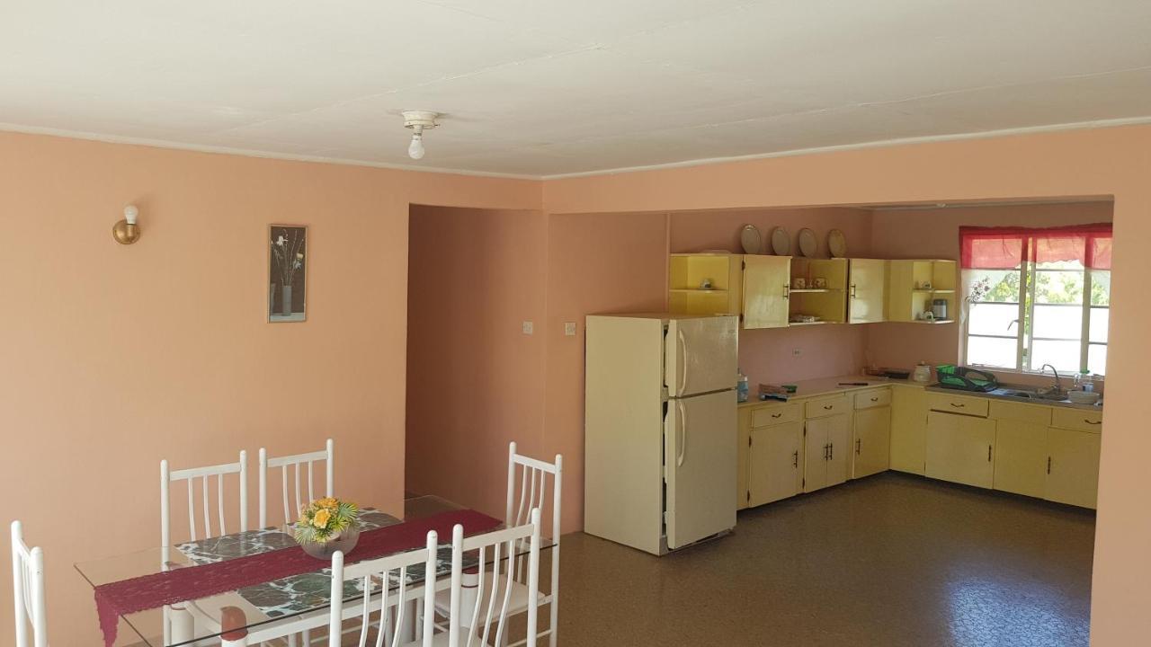 Rain Apartment Bridgetown Exterior photo
